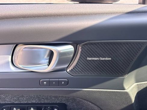New 2026 Volvo XC40 B5 Ultra AWD/4WD image 11