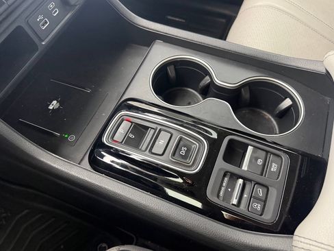 Used 2023 Honda Pilot Elite image 17