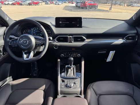 New 2025 MAZDA CX-5 Signature image 28
