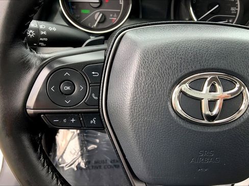 Used 2023 Toyota Camry SE FWD image 24