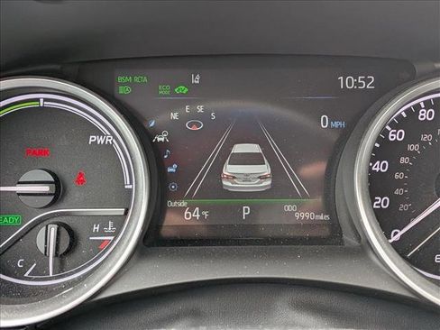 Used 2024 Toyota Camry XLE w/ Navigation Package image 10