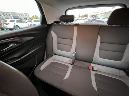 Used 2025 Chevrolet TrailBlazer LT image 37