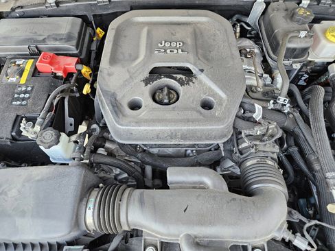 New 2022 Jeep Wrangler Unlimited Sahara image 26