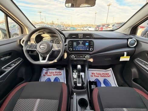 New 2025 Nissan Versa SR w/ Trunk Package image 17