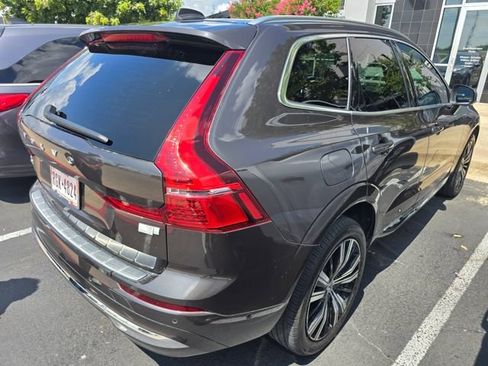 Used 2022 Volvo XC60 T8 Inscription w/ Advanced Package AWD/4WD image 4