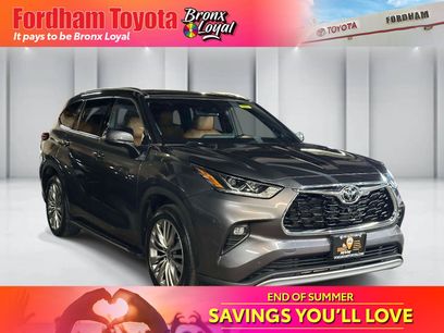 Used 2022 Toyota Highlander Platinum