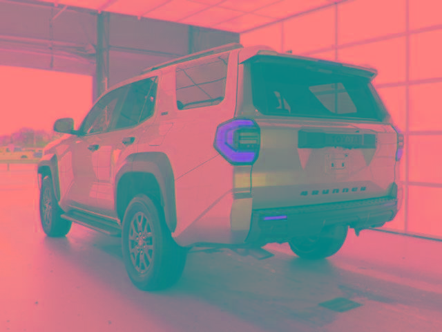 Used 2025 Toyota 4Runner SR5 AWD/4WD image 7