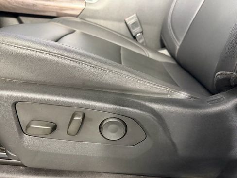 Used 2023 Chevrolet Silverado 1500 LTZ image 25