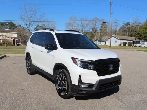 Used 2022 Honda Passport Elite image 4