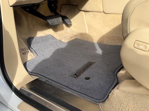 Used 2008 Lexus LX 570 4WD image 99