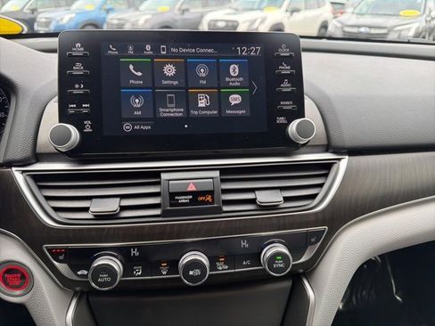 Used 2018 Honda Accord EX image 49