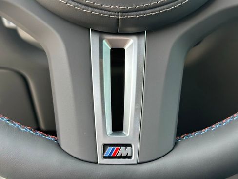 New 2026 BMW X5 M60i w/ Executive Package image 33