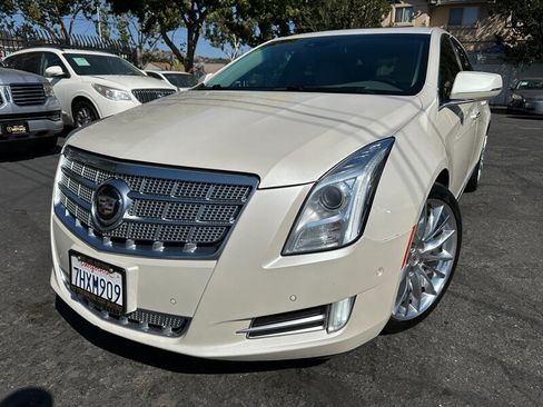 Used 2014 Cadillac XTS Platinum FWD image 1