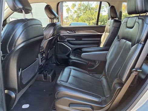 Used 2021 Jeep Grand Cherokee L Limited image 7