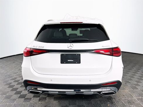 New 2026 Mercedes-Benz GLC 300 4MATIC image 5