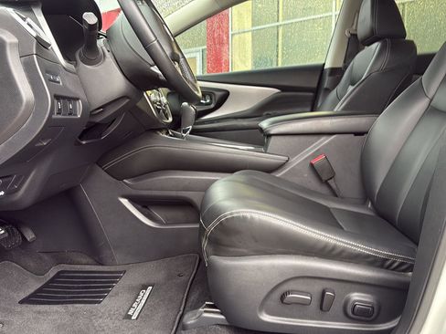 Used 2023 Nissan Murano SV w/ SV Midnight Edition Package FWD image 19