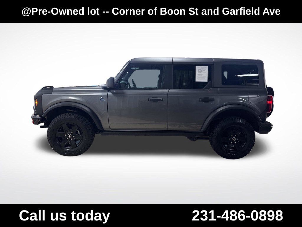 Used 2024 Ford Bronco Black Diamond AWD/4WD image 2
