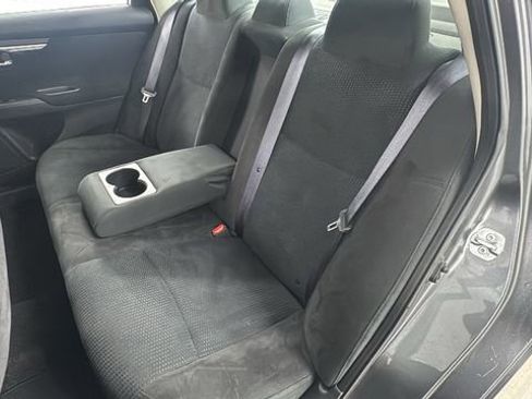 Used 2014 Nissan Altima 2.5 SV image 12