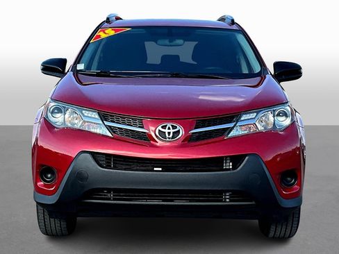 Used 2015 Toyota RAV4 LE image 3