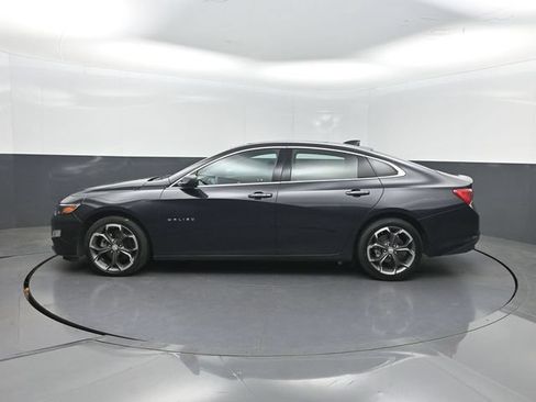 Used 2023 Chevrolet Malibu LT FWD image 2