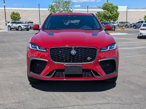 Used 2021 Jaguar F-PACE SVR image 2
