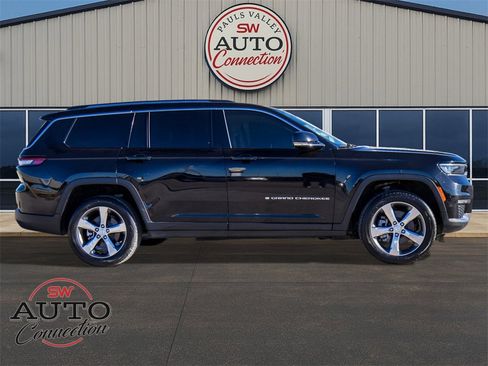Used 2022 Jeep Grand Cherokee L Limited image 8