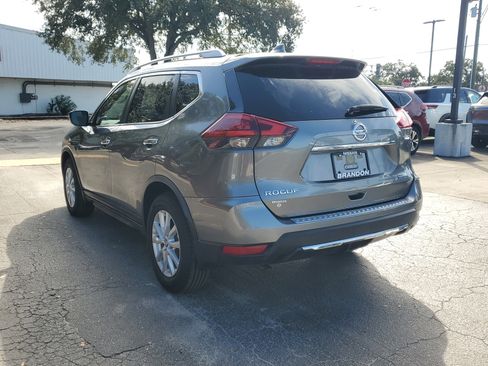 Used 2020 Nissan Rogue S w/ Special Edition Package image 5