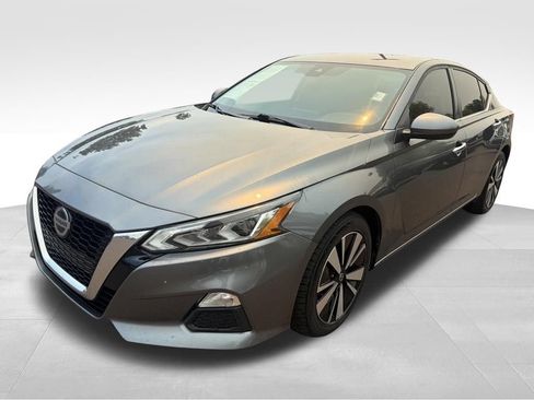 Used 2021 Nissan Altima 2.5 SV FWD image 3