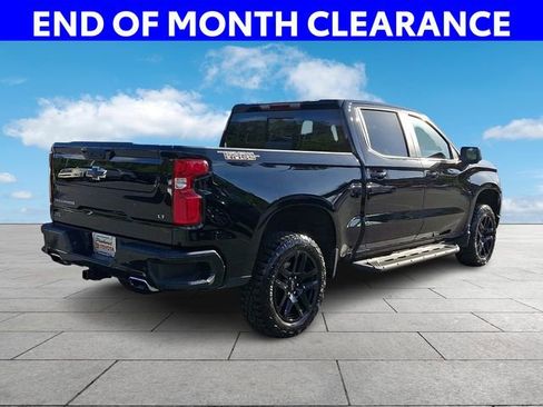 Used 2024 Chevrolet Silverado 1500 LT Trail Boss w/ LT Trail Boss Premium Package AWD/4WD image 8