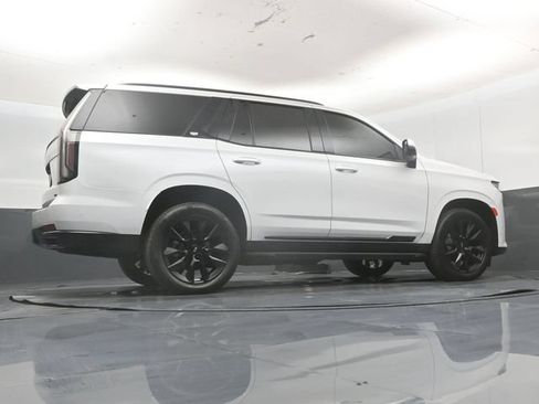 Used 2021 Cadillac Escalade Sport w/ LPO, Illumination Package AWD/4WD image 52