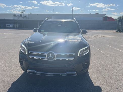 Used 2022 Mercedes-Benz GLB 250 image 4