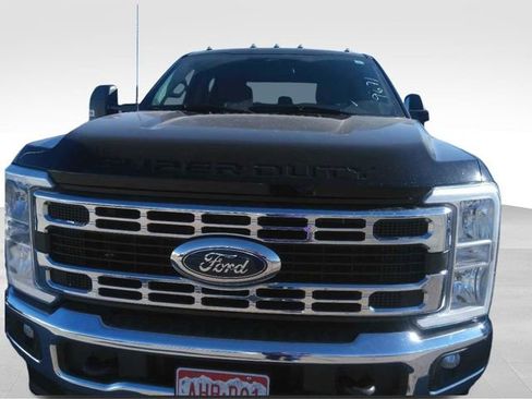 Used 2024 Ford F350 XLT image 2