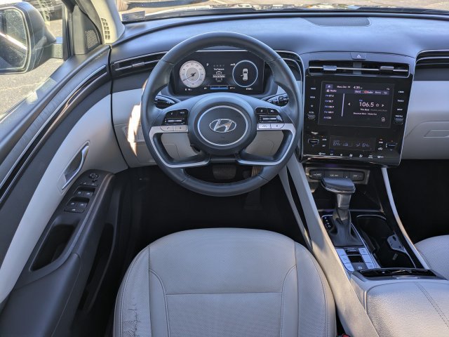 Used 2023 Hyundai Tucson SEL w/ Convenience Package FWD image 17