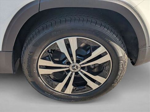 Certified 2025 Mercedes-Benz GLB 250 image 23
