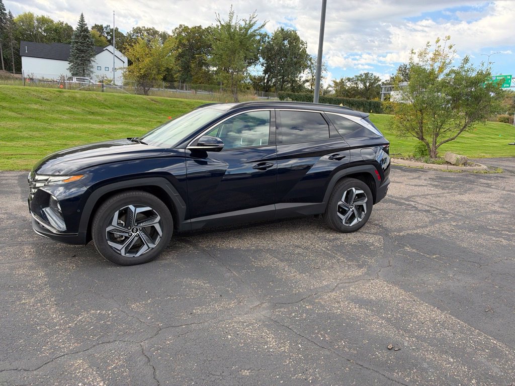 Used 2024 Hyundai Tucson Limited AWD/4WD image 1