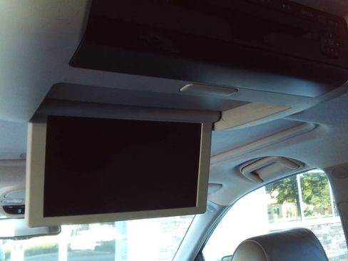 Used 2008 Toyota Sienna XLE Limited image 31