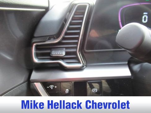 Used 2024 Kia Sportage EX image 26