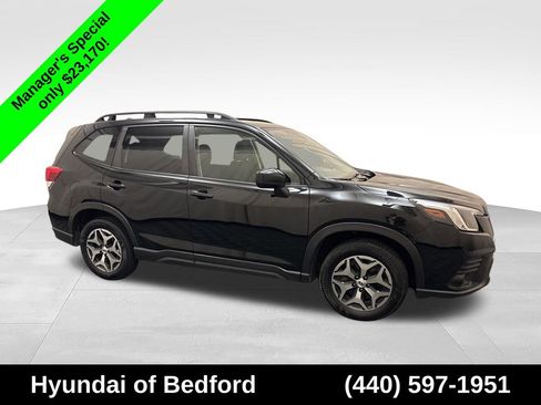Used 2023 Subaru Forester Premium AWD/4WD image 4