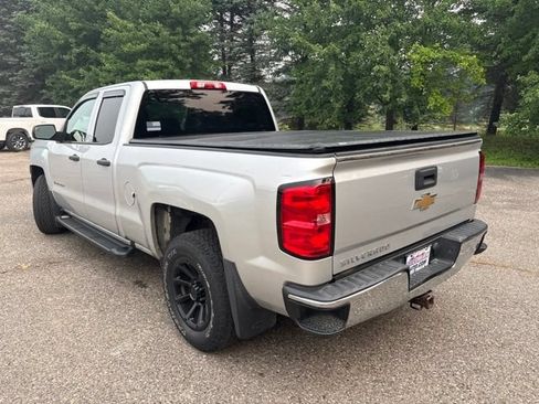 Used 2016 Chevrolet Silverado 1500 Custom w/ Custom Convenience Package AWD/4WD image 4