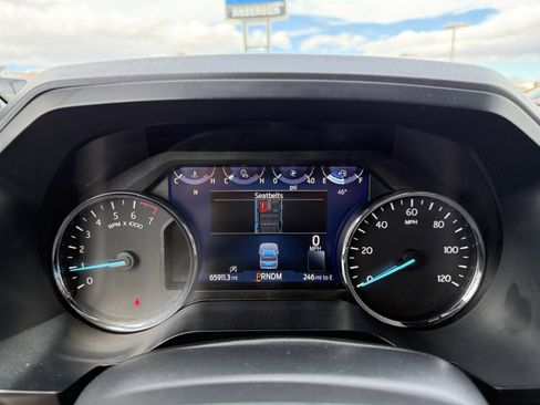 Used 2023 Ford Expedition Limited image 18