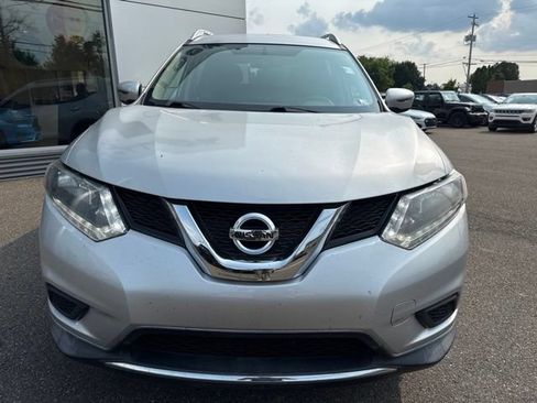 Used 2016 Nissan Rogue SV FWD image 3