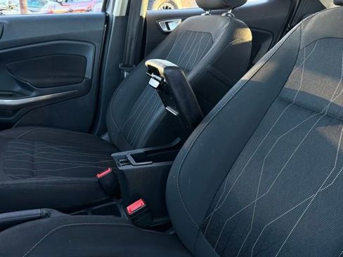 Used 2019 Ford EcoSport SE image 26