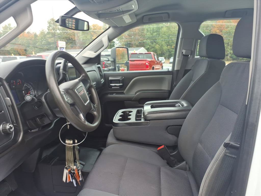 Used 2019 GMC Sierra 3500 4x4 Crew Cab w/ Sierra Convenience Package image 10