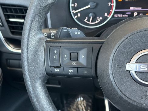 Certified 2024 Nissan Rogue SV AWD/4WD image 31