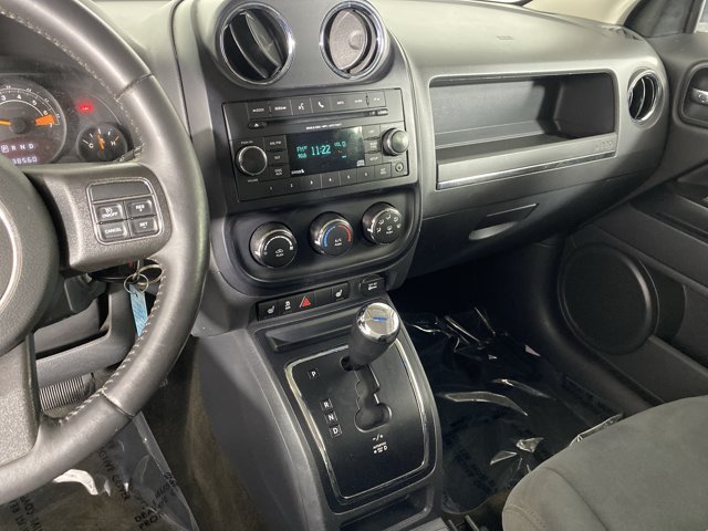 Used 2015 Jeep Patriot Latitude AWD/4WD image 24