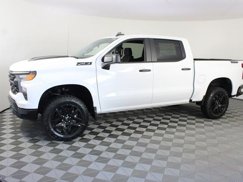 New 2026 Chevrolet Silverado 1500 Custom Trail Boss w/ Dark Appearance Package AWD/4WD image 2