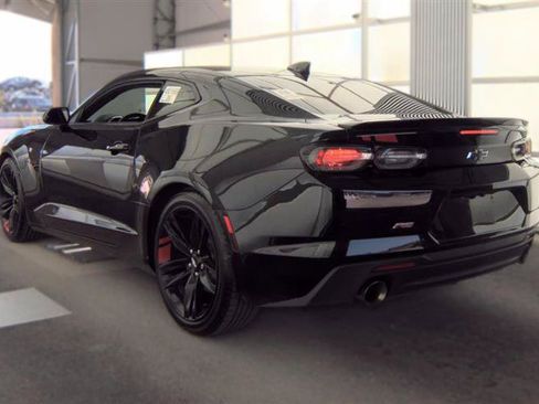 Used 2024 Chevrolet Camaro LT w/ Redline Edition RWD image 10
