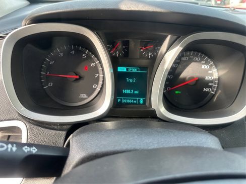 Used 2016 Chevrolet Equinox LS image 32