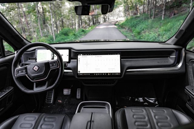 Used 2024 Rivian R1S Adventure Quad AWD/4WD image 15