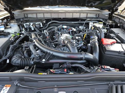 New 2025 Ford Bronco Badlands image 15